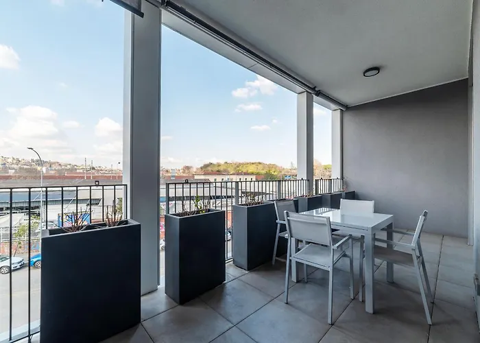 Guesthost - Ostiense Modern *